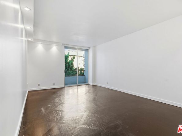 1100 Alta Loma Road 602, West Hollywood CA 90069