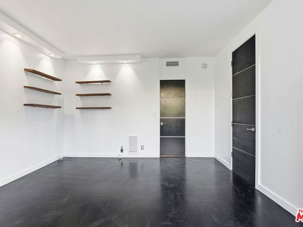 1100 Alta Loma Road 602, West Hollywood CA 90069