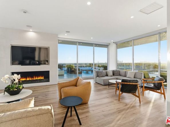 1100 Alta Loma Road 602, West Hollywood CA 90069