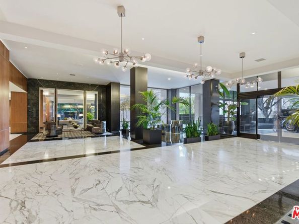 1100 Alta Loma Road 602, West Hollywood CA 90069