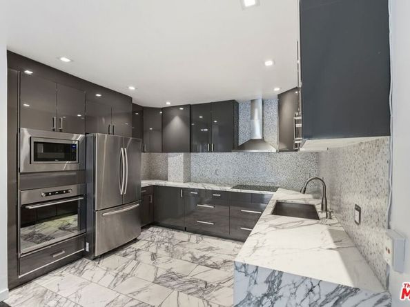 1100 Alta Loma Road 602, West Hollywood CA 90069