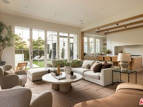 525 Westmount Drive, West Hollywood CA 90048