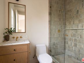 525 Westmount Drive, West Hollywood CA 90048