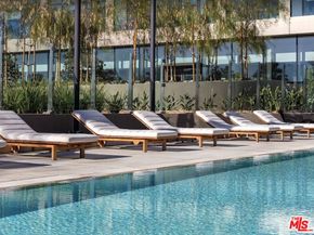 889 Francisco Street 710, Los Angeles CA 90017