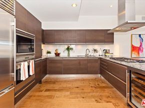 3111 Via Dolce 402, Marina Del Rey CA 90292