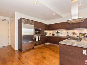 3111 Via Dolce 402, Marina Del Rey CA 90292