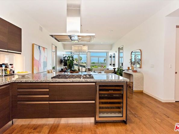 3111 Via Dolce 402, Marina Del Rey CA 90292