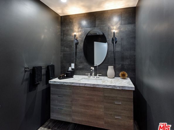 4411 Roma Court, Marina Del Rey CA 90292