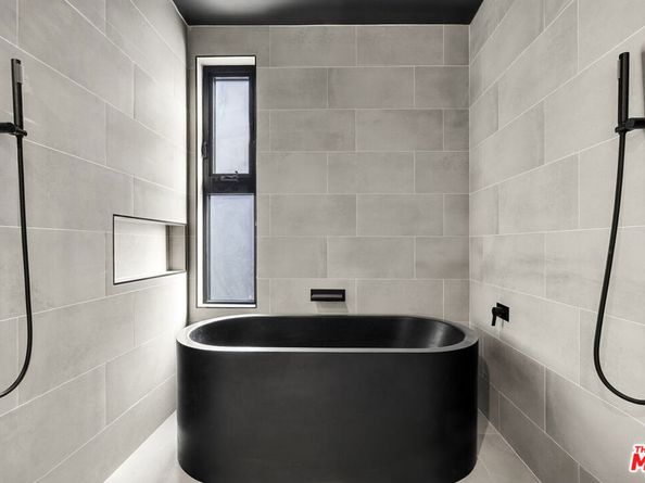 5280 Sanchez Drive, Los Angeles CA 90008