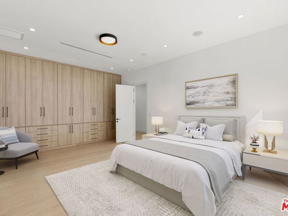 5280 Sanchez Drive, Los Angeles CA 90008