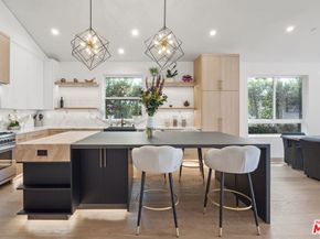 5715 Troost Avenue, North Hollywood CA 91601