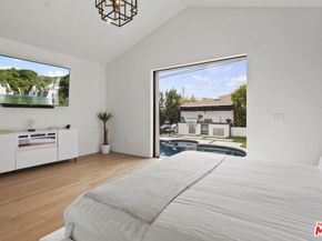 5715 Troost Avenue, North Hollywood CA 91601