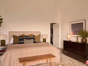 8951 St Ives Drive, West Hollywood CA 90069