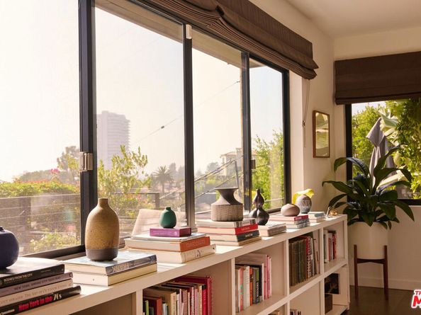 8951 St Ives Drive, West Hollywood CA 90069