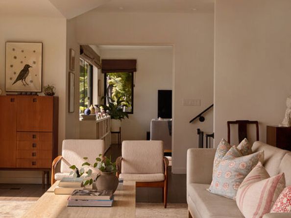 8951 St Ives Drive, West Hollywood CA 90069