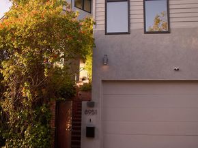 8951 St Ives Drive, West Hollywood CA 90069