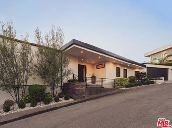 1235 N Kenter Avenue