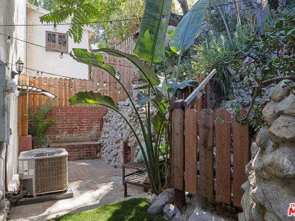2321 Lake View Avenue, Los Angeles CA 90039