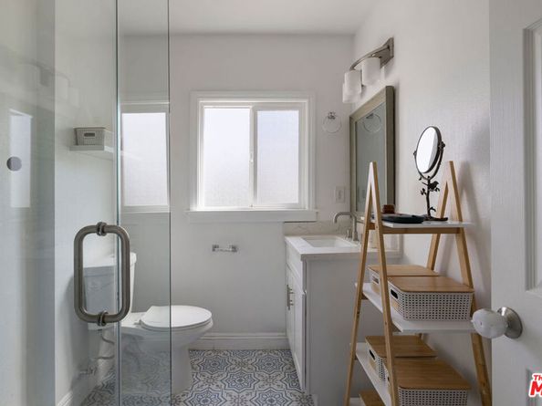 2321 Lake View Avenue, Los Angeles CA 90039