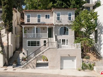 2321 Lake View Avenue