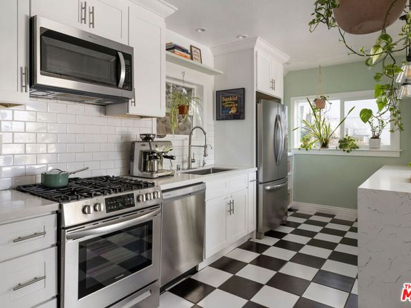 2321 Lake View Avenue, Los Angeles CA 90039