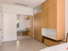 2845 1/2 Avenel Street, Los Angeles CA 90039