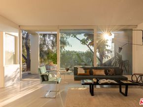 2845 1/2 Avenel Street, Los Angeles CA 90039