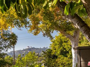 2845 1/2 Avenel Street, Los Angeles CA 90039