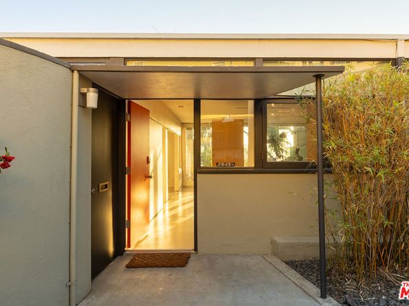 2845 1/2 Avenel Street, Los Angeles CA 90039