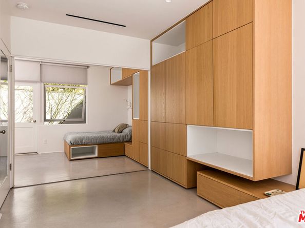 2845 1/2 Avenel Street, Los Angeles CA 90039