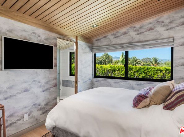 6738 Wildlife Road, Malibu CA 90265