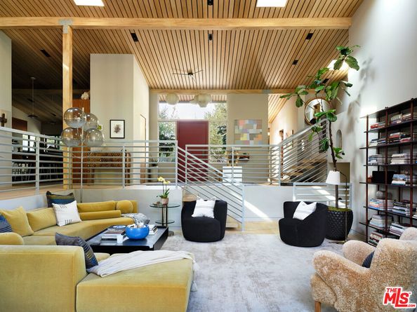 6738 Wildlife Road, Malibu CA 90265