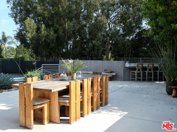 6738 Wildlife Road, Malibu CA 90265