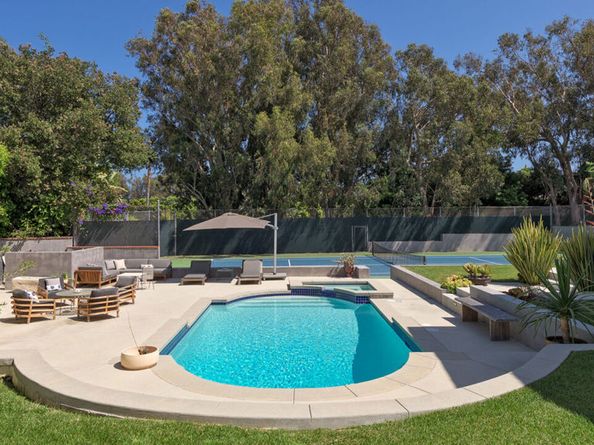 6738 Wildlife Road, Malibu CA 90265