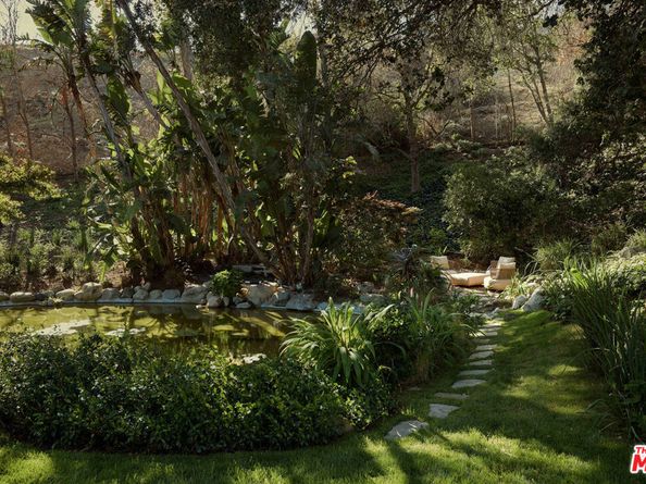 1141 Maroney Lane, Pacific Palisades CA 90272