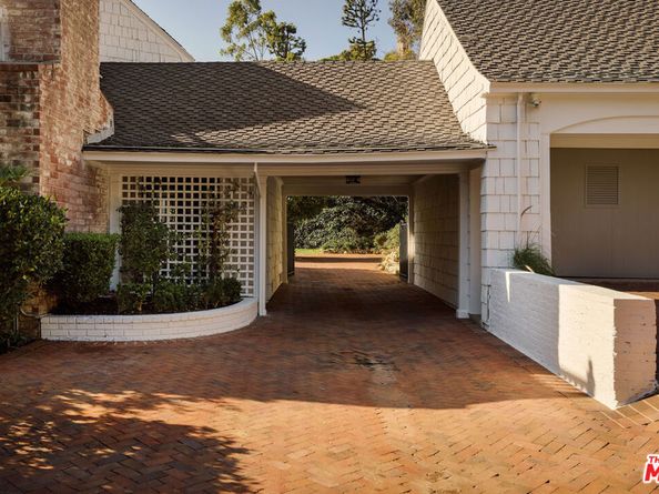 1141 Maroney Lane, Pacific Palisades CA 90272
