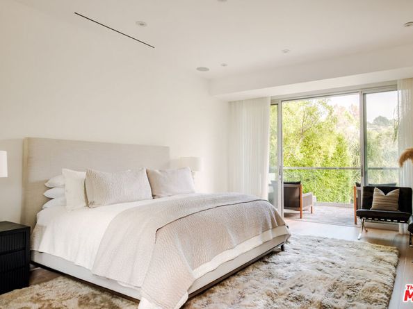 2731 Hutton Drive, Beverly Hills CA 90210