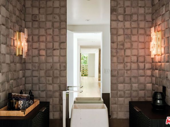 2731 Hutton Drive, Beverly Hills CA 90210