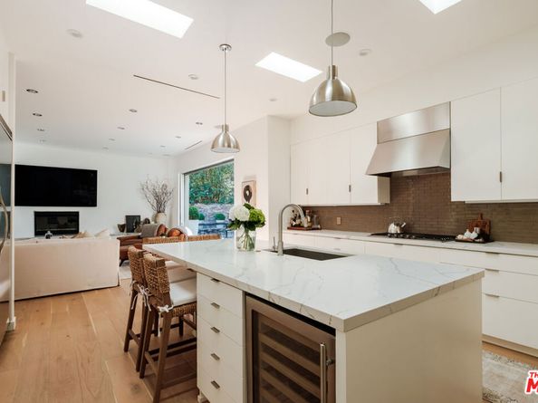 2731 Hutton Drive, Beverly Hills CA 90210