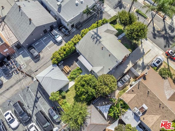 1112 Greenacre Avenue, West Hollywood CA 90046