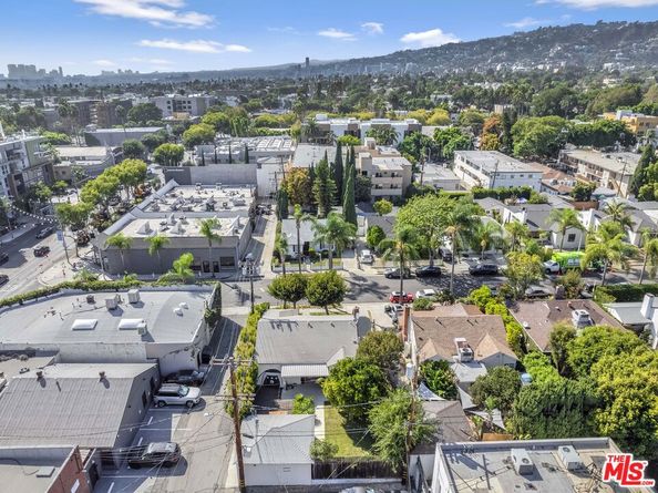 1112 Greenacre Avenue, West Hollywood CA 90046