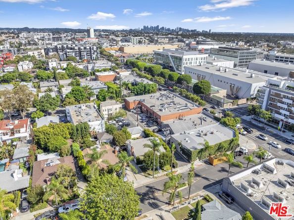 1112 Greenacre Avenue, West Hollywood CA 90046