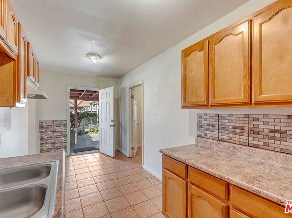 331 E 119th Street, Los Angeles CA 90061