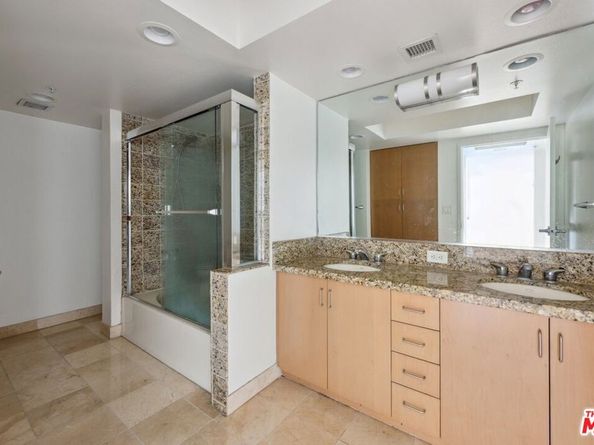 13700 Marina Pointe Drive 714, Marina Del Rey CA 90292