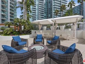 13700 Marina Pointe Drive 714, Marina Del Rey CA 90292