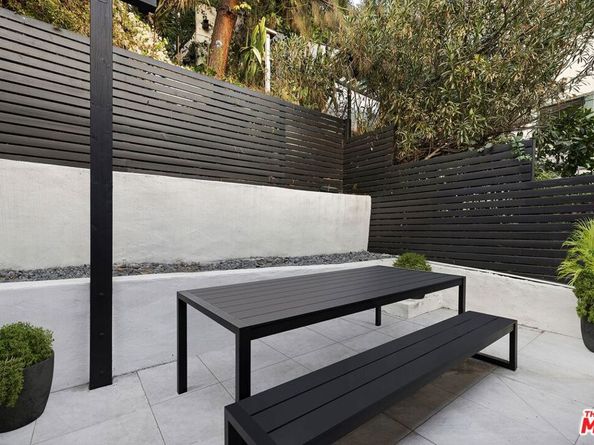 8061 Woodland Lane, Los Angeles CA 90046