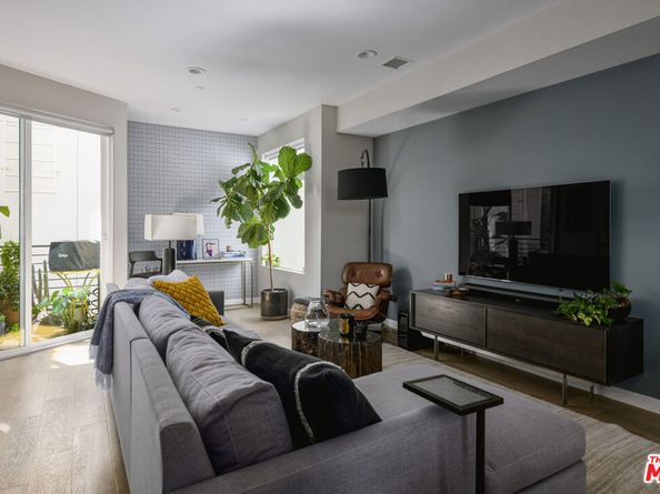 1244 1/2 Gordon Street, Los Angeles CA 90038