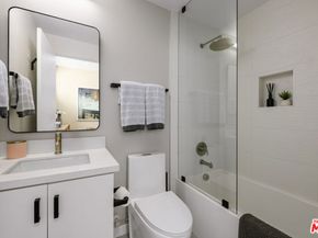 1244 1/2 Gordon Street, Los Angeles CA 90038
