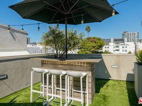 1244 1/2 Gordon Street, Los Angeles CA 90038