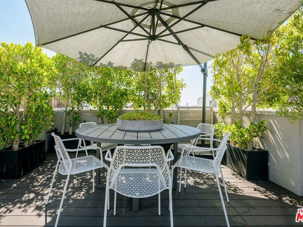 1244 1/2 Gordon Street, Los Angeles CA 90038